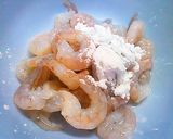 A picture of step 2 of Low-Calorie Shrimp Stir-Fry in Chili Mayo Sauce.