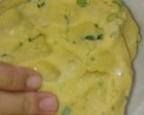 Foto langkah ke 2 dari resep Kue kering Keong bawang.