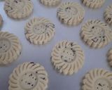 Foto langkah ke 2 dari resep Nutella Tart Cookies.