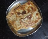 A picture of step 4 of Sandwich paratha.