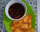 Foto langkah ke 6 dari resep Ayam goreng tepung saus Lada hitam.