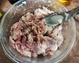 รูปขั้นตอนการทำที่ 2 ของ หมูทอดกรอบราดชีส