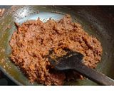 A picture of step 3 of Aloo Matar.