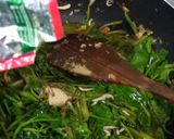 Foto langkah ke 3 dari resep Buduak-Buduak Tumis Kangkung.
