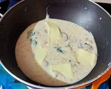 A picture of step 4 of White Chicken Noodles.