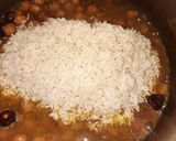 A picture of step 4 of Chola pulao.