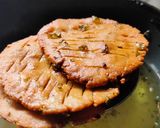 ઘંઉના લોટ ની મઠરી (Wheat flour Mathari Recipe In Gujarati) રેસીપી સ્ટેપ3ફોટો