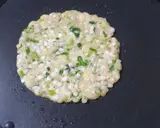 A picture of step 7 of Sabudana Thalipeeth.