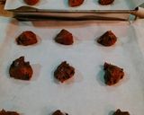 Foto langkah ke 3 dari resep 1.013. Chocolate Bar Cookies.