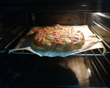 Foto del paso 3 de la receta: Pizza de masa gruesa con huevos de codorniz