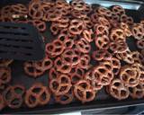 Garlic Ranch Pretzels recipe step 4 photo