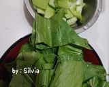 Foto langkah ke 1 dari resep Pokcoy Bawang Putih ala Resto.