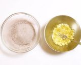 A picture of step 9 of Mochi Rice Flour and Banana Cupcakes.