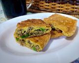 Foto langkah ke 4 dari resep Martabak Telur DEBM.