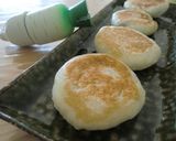 A picture of step 8 of Daikon Radish Mochi with Brown Sugar Filling.