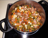 Foto del paso 3 de la receta: Lentejas con Longaniza, Carne y Verduras