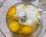 صورة لخطوة 1 من وصفة كيكة الزبادي و النيسكافيه 🥧