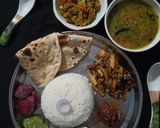 पालक दाल,भुजिया,और रोटी चावल (palak dal,bhujiya aur roti chawal recipe in Hindi) रेसिपी चरण 5 फोटो