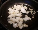 A picture of step 2 of Spiralize sweet potato chicken casserole.
