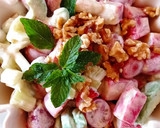 Foto del paso 3 de la receta: Ensalada colorida de kani kama