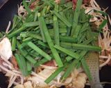 A picture of step 13 of Stir-fried Liver and Chinese Chives.