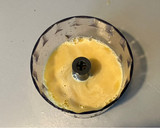 Foto del paso 2 de la receta: Vinagreta de maracuyá para ensaladas