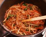 A picture of step 3 of Easy, Colorful Bean Sprout Curry in 15 Minutes.
