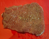 Foto del paso 2 de la receta: Rollito de ternera relleno de jamón y queso en salsa de pimentón