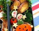 A picture of step 7 of Haunted House Character Bento for Halloween.