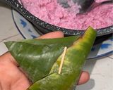 Foto langkah ke 7 dari resep Lupis Buah Naga 🩷.