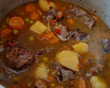 Foto del paso 6 de la receta: Jarrete de ternera guisado con patatas