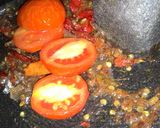 Foto langkah ke 3 dari resep Sambal Lalapan Ayam Goreng.