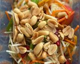 รูปขั้นตอนการทำที่ 5 ของ ส้มตำใส่มะเขือขื่นแครอท🥕🥗