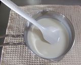 A picture of step 4 of Milky Panna Cotta.