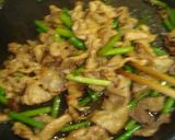 A picture of step 4 of For Summer! Pork Offcuts & Garlic Shoots Stamina Stir Fry.