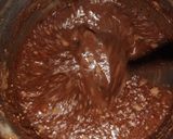 A picture of step 8 of Hobnob style chocolate cake 🎂🎂🍫🍫.