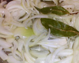 Foto del paso 1 de la receta: Rejo encebollado🦑