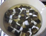 A picture of step 4 of Basic Kombu Maki Rolls.