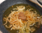 Foto del paso 4 de la receta: Rollitos de pavo en salsa