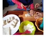 Foto langkah ke 5 dari resep 8. Roti Abon (Simple Meat Floss Bread).