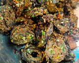 A picture of step 13 of Patra / pattarveli na pan / pandada.