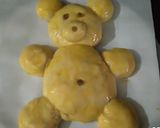 A picture of step 3 of Sweet teddy bear bread.