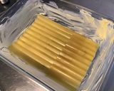 Une image de l'étape 3 de Lasagnes au bœuf mijoté et trois fromages.