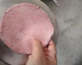 A picture of step 9 of Stuffed Beetroot Paratha.