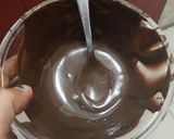 A picture of step 6 of Mango chocolate pan roll.