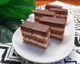 Kókuszkrémes-mézes szelet recept fázis 8 fotója
