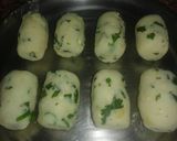 A picture of step 5 of Cheesy potato fritters.