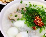Hình bước làm 2 của món Cháo Sườn Trứng Cút