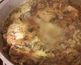 Foto del paso 4 de la receta: Pollo con salsa de hongos a la cerveza con papas al horno