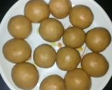 A picture of step 6 of Atta ladoo recipe.